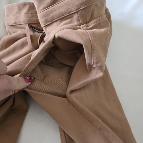 ZYIA Unwind Joggers - Picture 4 of 4